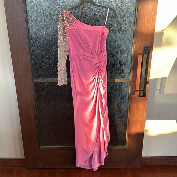 Mac Duggal Asymmetrical Crystal-Embellished Jersey Gown size 8 $698 - Picture 5 of 12